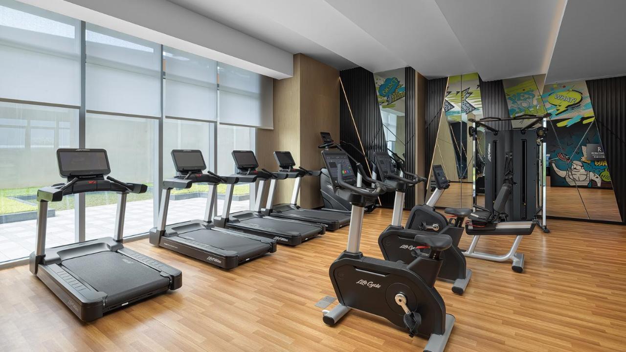 Renaissance Changzhou Wujin Hotel Exterior photo