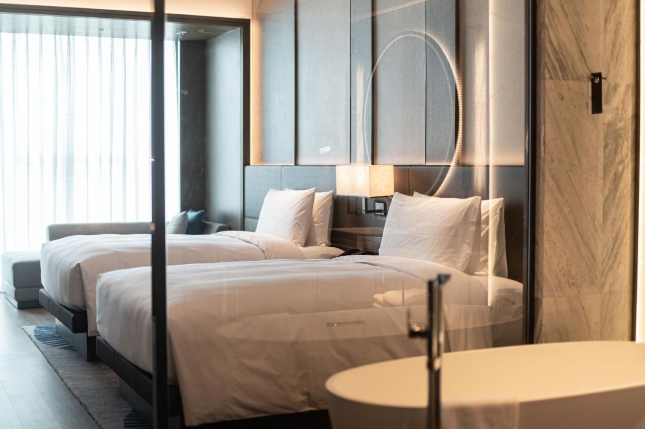 Renaissance Changzhou Wujin Hotel Exterior photo
