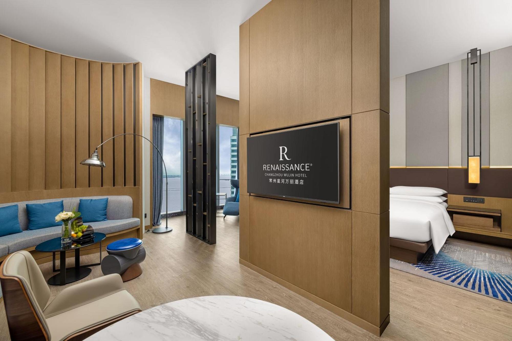 Renaissance Changzhou Wujin Hotel Exterior photo